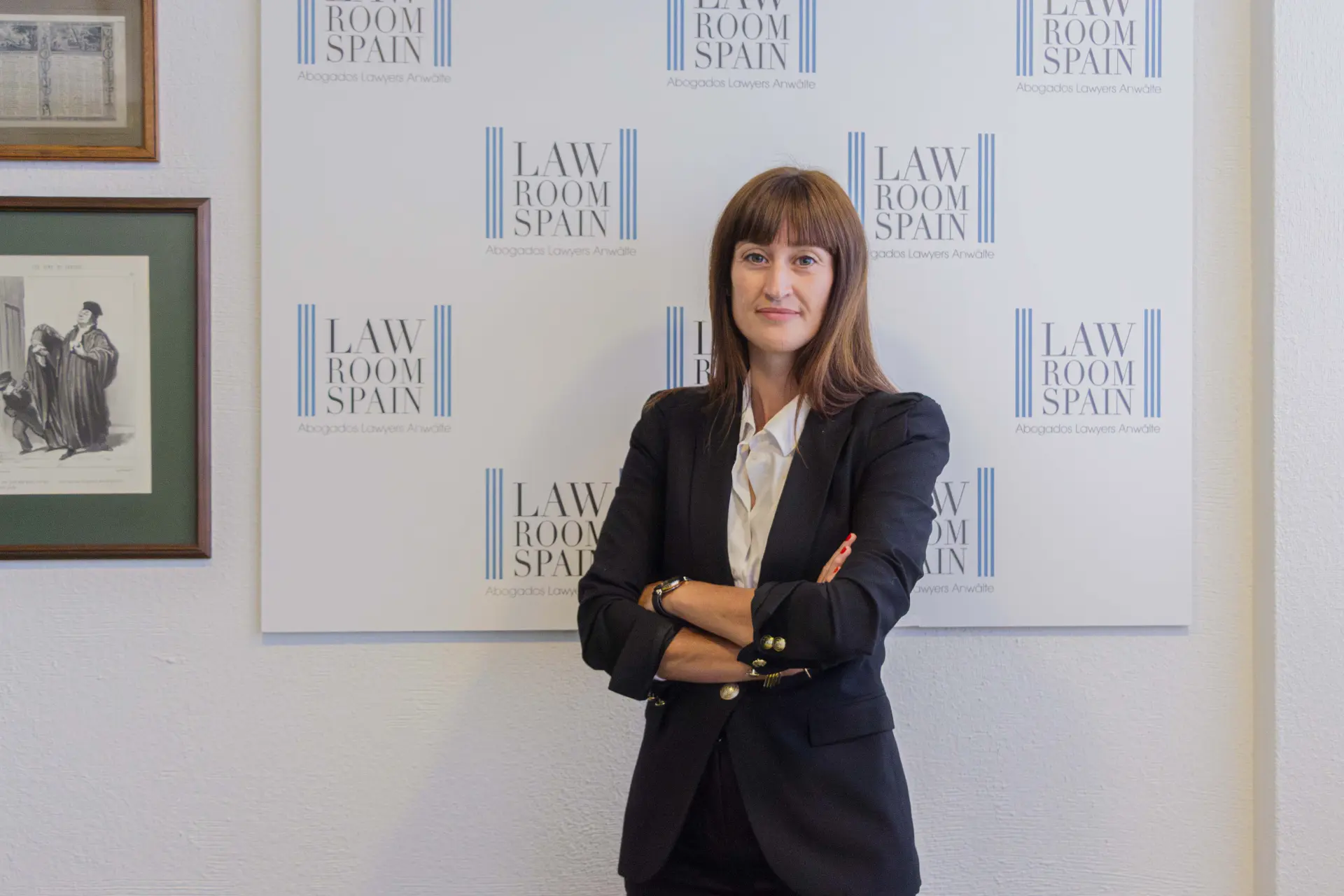 https://lawroomspain.com/wp-content/uploads/2024/08/Fondo-LRS-Ines-5.webp